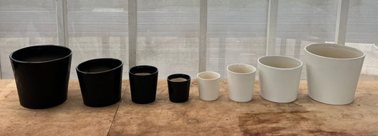 Minimalist Ceramic Plant Pots – Black & White (12cm–25cm)